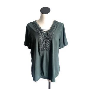 D & Co. Green Lace Up Short Sleeve Top Green V Neck Shirt Large Stretch QVC